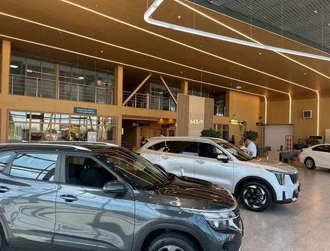 Автосалон Kia, Атырау